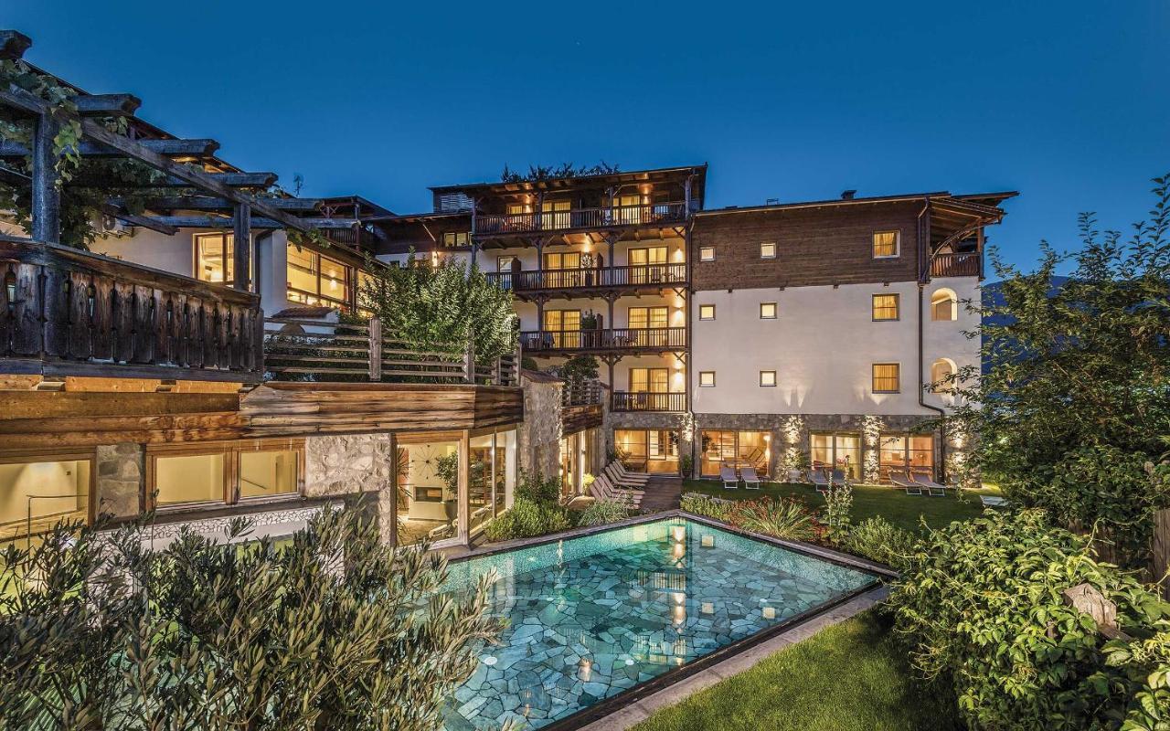 Taubers Unterwirt Aktiv & Vitalhotel Фельдтурнс Экстерьер фото